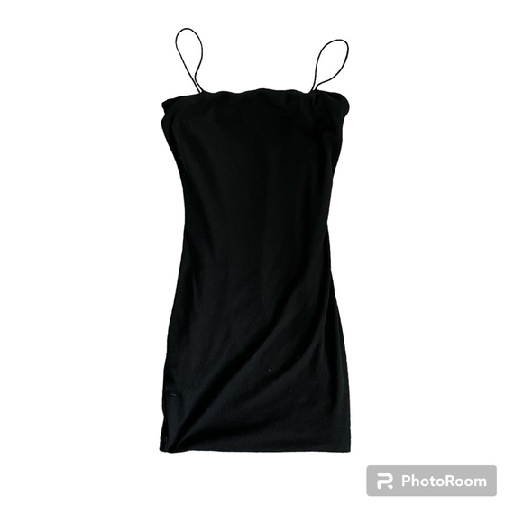 Love Tree Dresses & Skirts - Little Black Love Tree Bodycon dress size medium